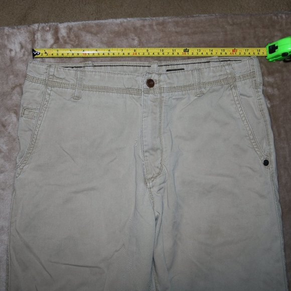 Timberland Khaki Pants - Waist 36x30 Inseam - Length 42 - Rise 12 - Picture 2 of 10